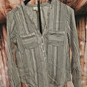 Lucky Brand Grey/ White Button Up Blouse